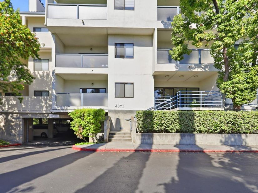 4671 Albany Circle 109, San Jose CA 95129