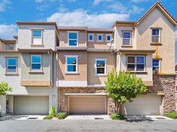 1259 Water Lily Way