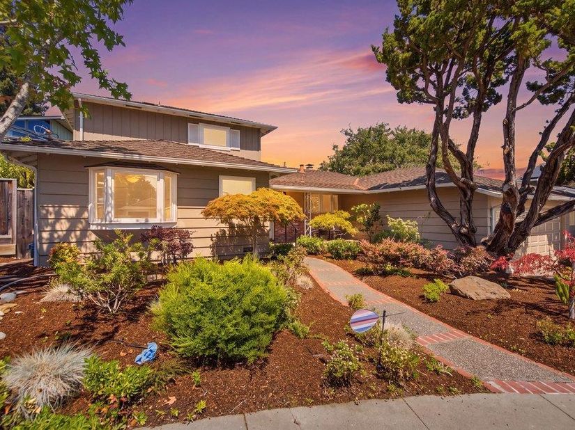 2872 Roland Avenue, San Carlos CA 94070
