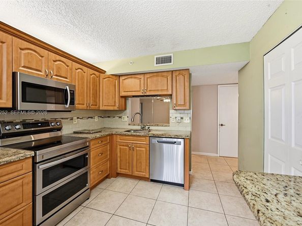 15342 Lakes Of Delray Boulevard 90, Delray Beach FL 33484