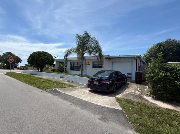 4801 Parker Avenue, West Palm Beach FL 33405