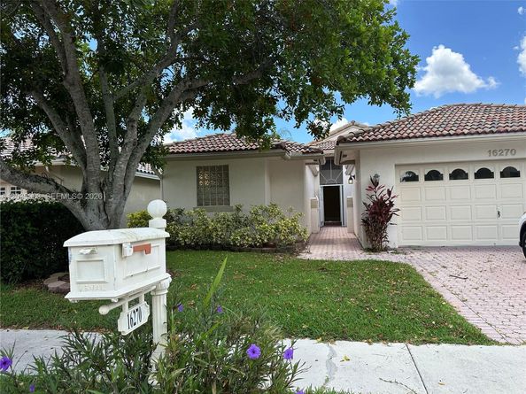 16270 La Costa Drive, Weston FL 33326