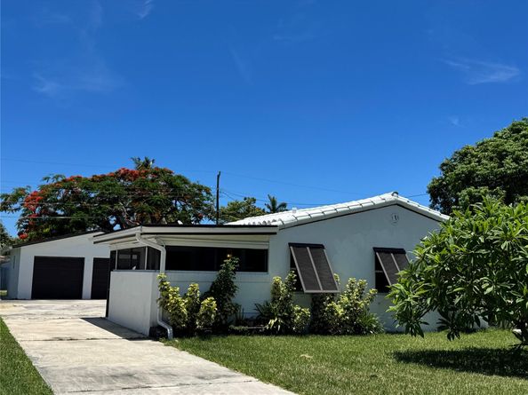 925 N 32nd Avenue, Hollywood FL 33021