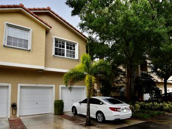 106 Lighthouse Circle