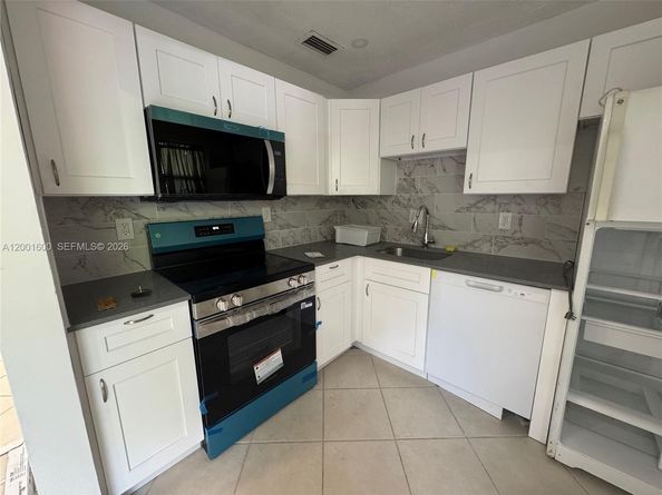700 Layne Boulevard 115, Hallandale Beach FL 33009