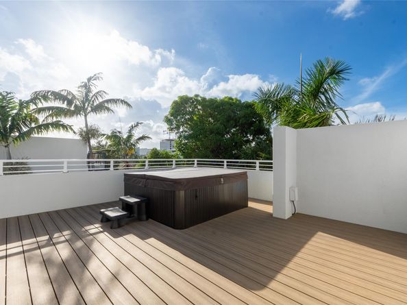 801 SE 12th CT 801, Fort Lauderdale FL 33316