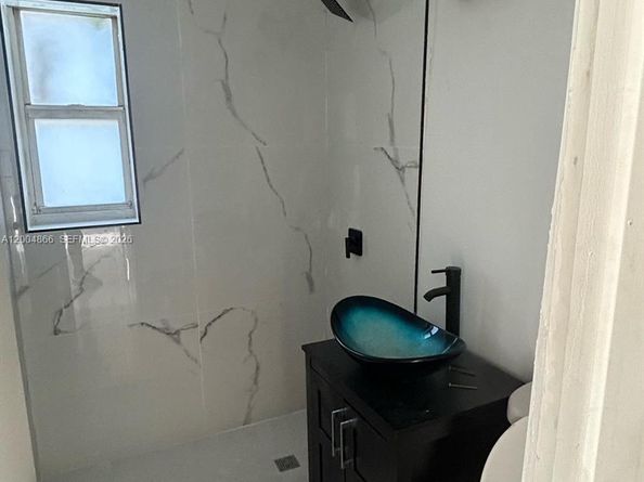 365 NW 188th Street, Miami Gardens FL 33169