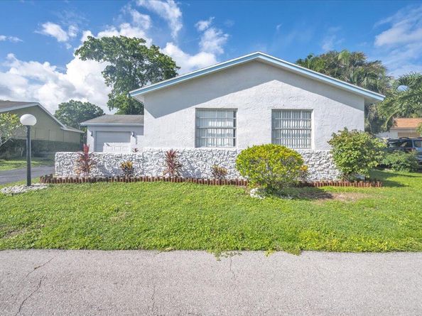 7329 Pine Park Drive N, Lake Worth FL 33467
