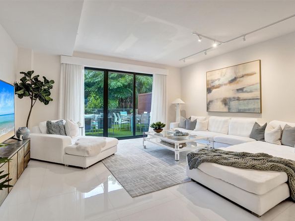 3030 N Ocean Blvd S104, Fort Lauderdale FL 33308