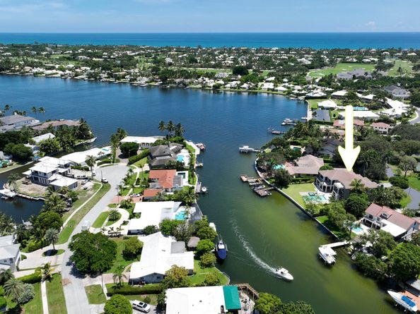 1950 Portage Landing N, North Palm Beach FL 33408