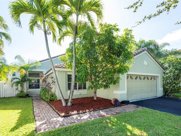 171 Bayridge Ln, Weston FL 33326