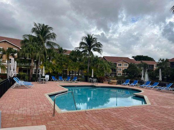 8821 Wiles Road 102, Coral Springs FL 33067