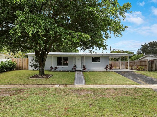 12091 Colony Avenue, Palm Beach Gardens FL 33410