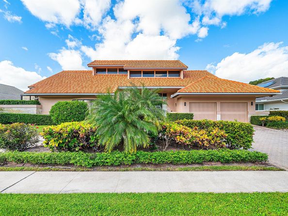 4952 Bocaire Boulevard, Boca Raton FL 33487