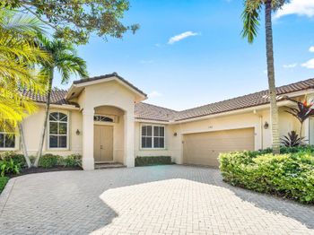 1366 Crossbill Court