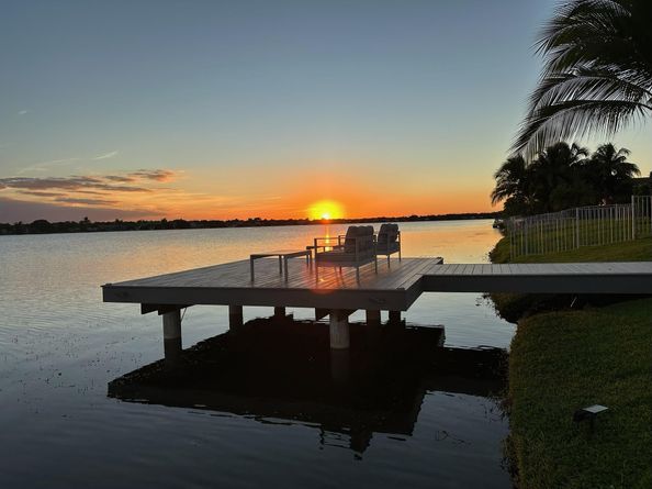 18728 NW 24th Ct, Pembroke Pines FL 33029