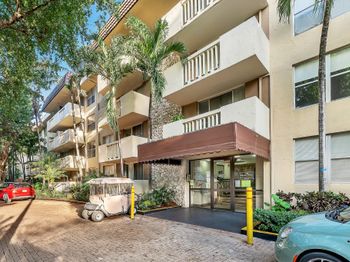 1800 Sans Souci Blvd