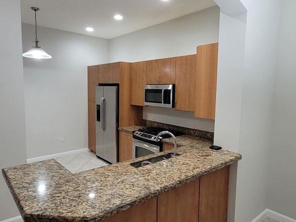 3020 NW 125th Ave 417, Sunrise FL 33323