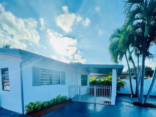 7120 SW 21 St, Miami FL 33155