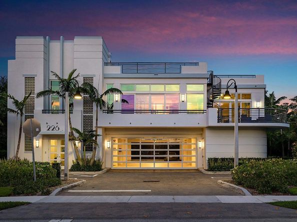 226 Palm Court, Delray Beach FL 33444