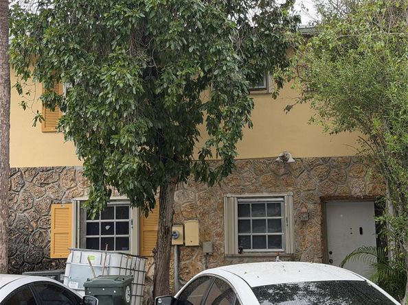 405 Sunshine Dr 0, Coconut Creek FL 33066