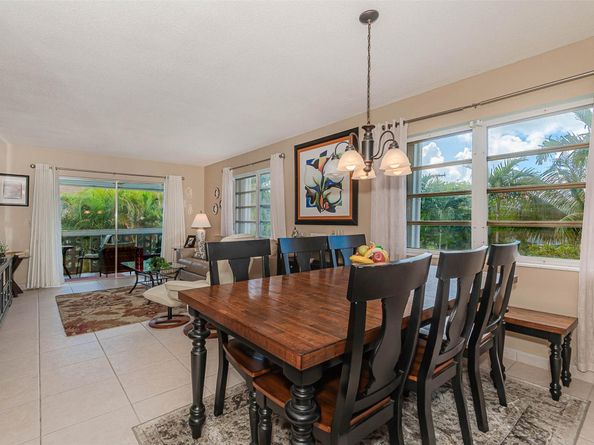 801 Pine Dr 21, Pompano Beach FL 33060