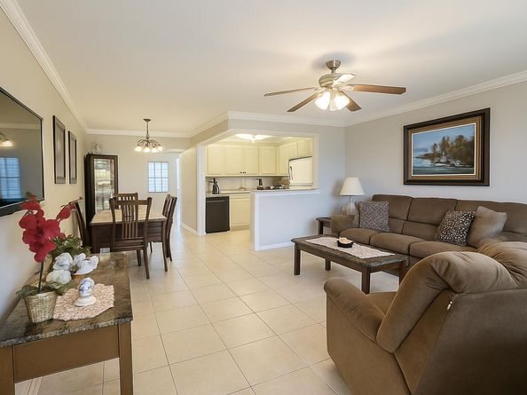 77 Andover C, West Palm Beach FL 33417