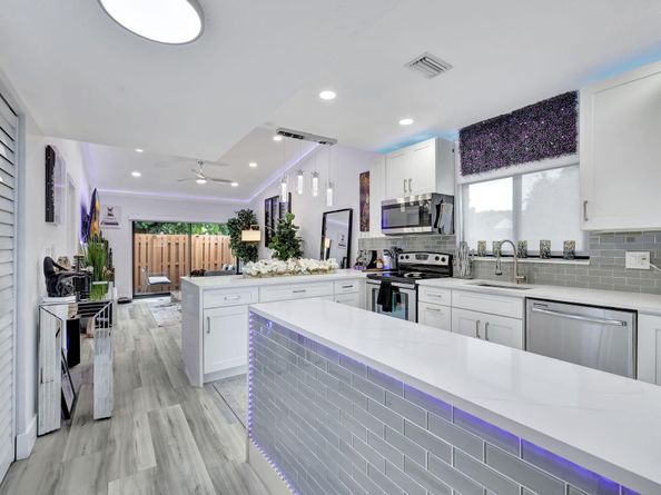 2320 NW 37th Avenue D29, Coconut Creek FL 33066