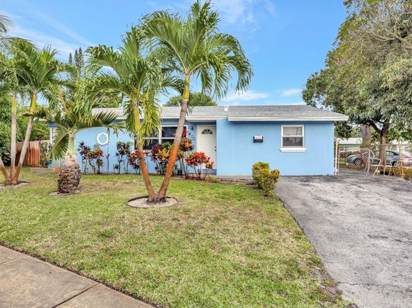 400 SW 14th Pl, Deerfield Beach FL 33441