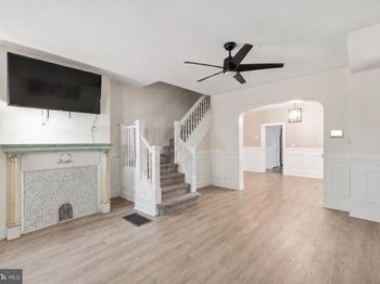 851 E Locust Avenue