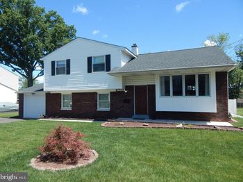 1443 Hampton Lane