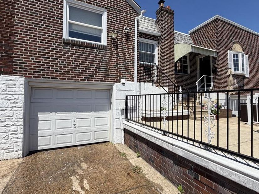 4304 Bennington Street, Philadelphia PA 19124