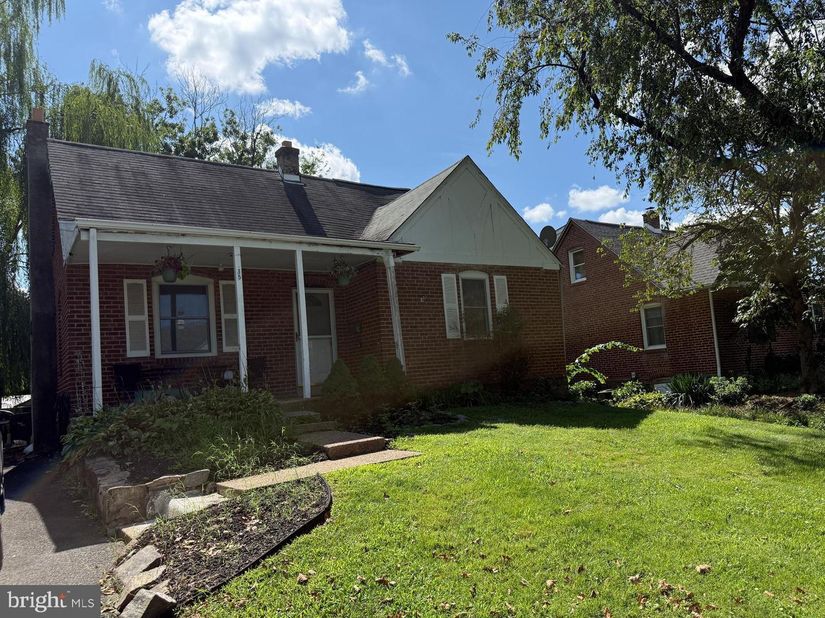 35 James Road, Hatboro PA 19040