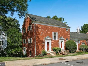 1617 Fitzgerald Lane
