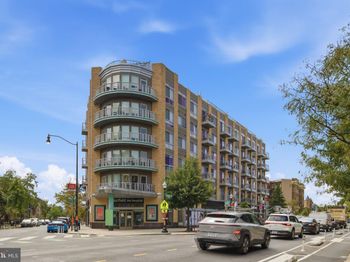 2550 17TH Street NW