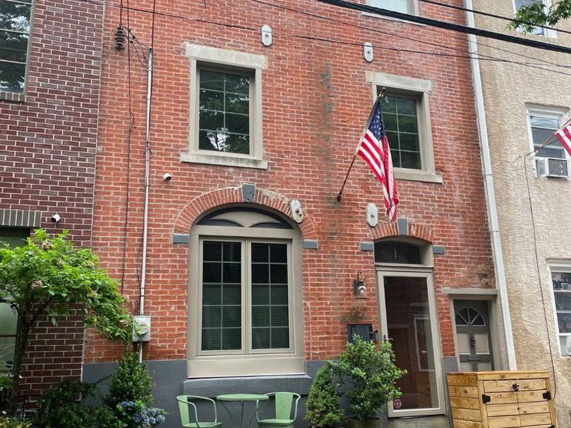957 N Lawrence, Philadelphia PA 19123