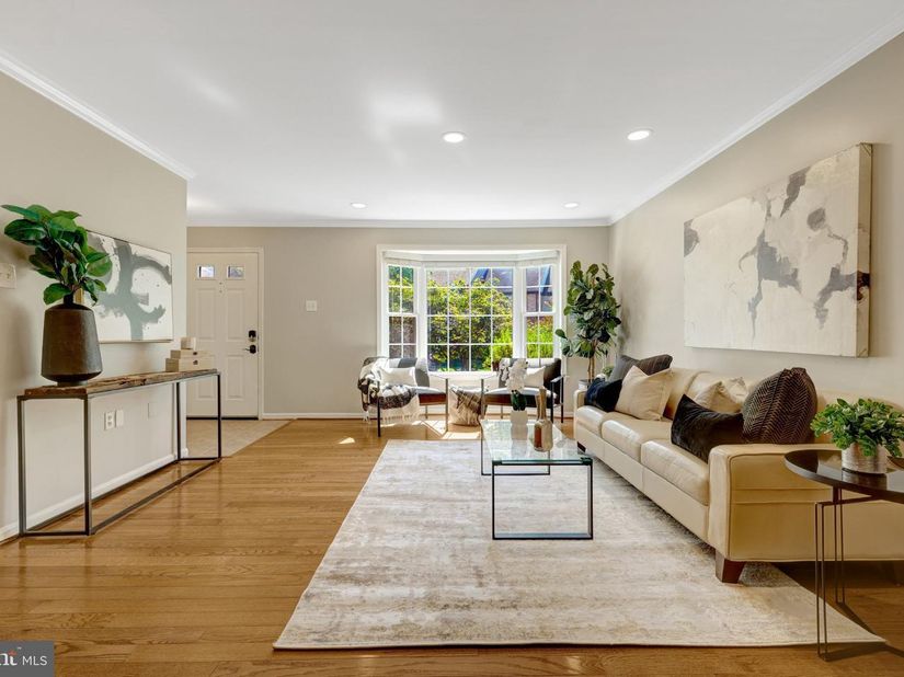 11992 Sentinel Point Court, Reston VA 20191