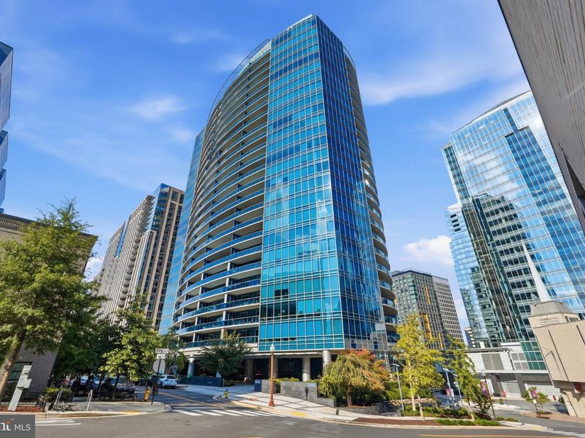 1881 N Nash Street N 1510, Arlington VA 22209