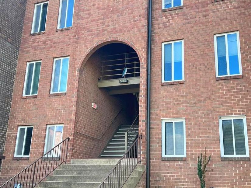 5083 7TH Road S T2, Arlington VA 22204
