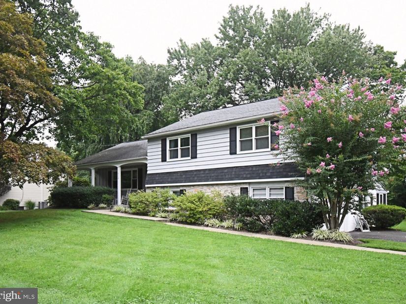 310 Tally Ho Drive, Ambler PA 19002