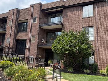 52 Oakridge Drive
