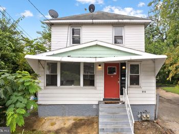 816 Greenhill Road