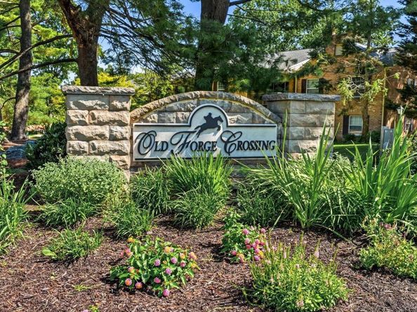 461 Old Forge Crossing 461, Devon PA 19333