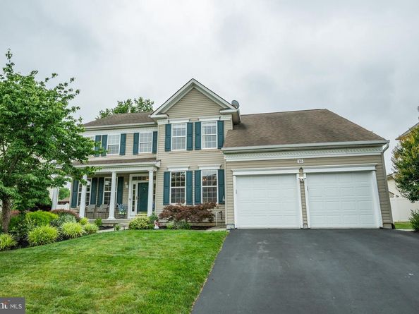 16 Amesbury Road, Fallsington PA 19054