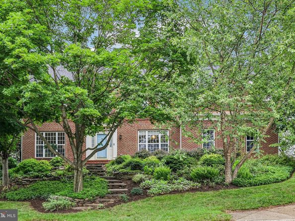47404 Middle Bluff Place, Sterling VA 20165