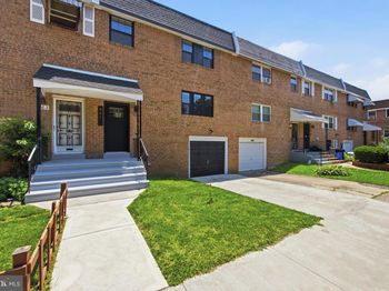 861 N 7TH Street