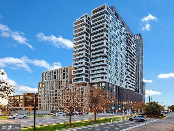 1650 Silver Hill Drive 1010, Mclean VA 22102