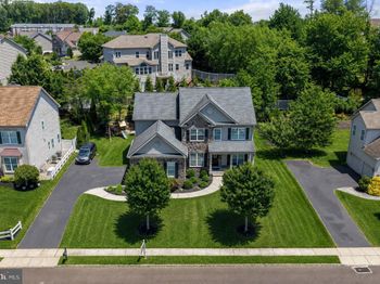 18 Beechwood Boulevard