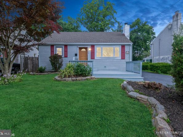 425 Grape Street, Warminster PA 18974