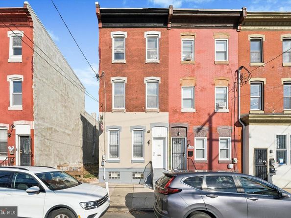 1621 W Montgomery Avenue, Philadelphia PA 19121